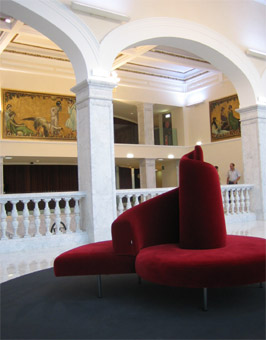 0709_teatro_couch.jpg
